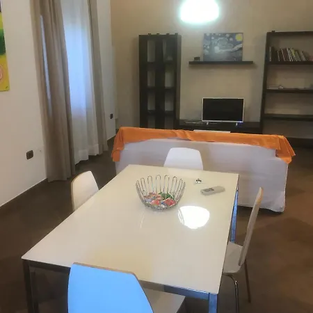 Casalhouse * Brindisi